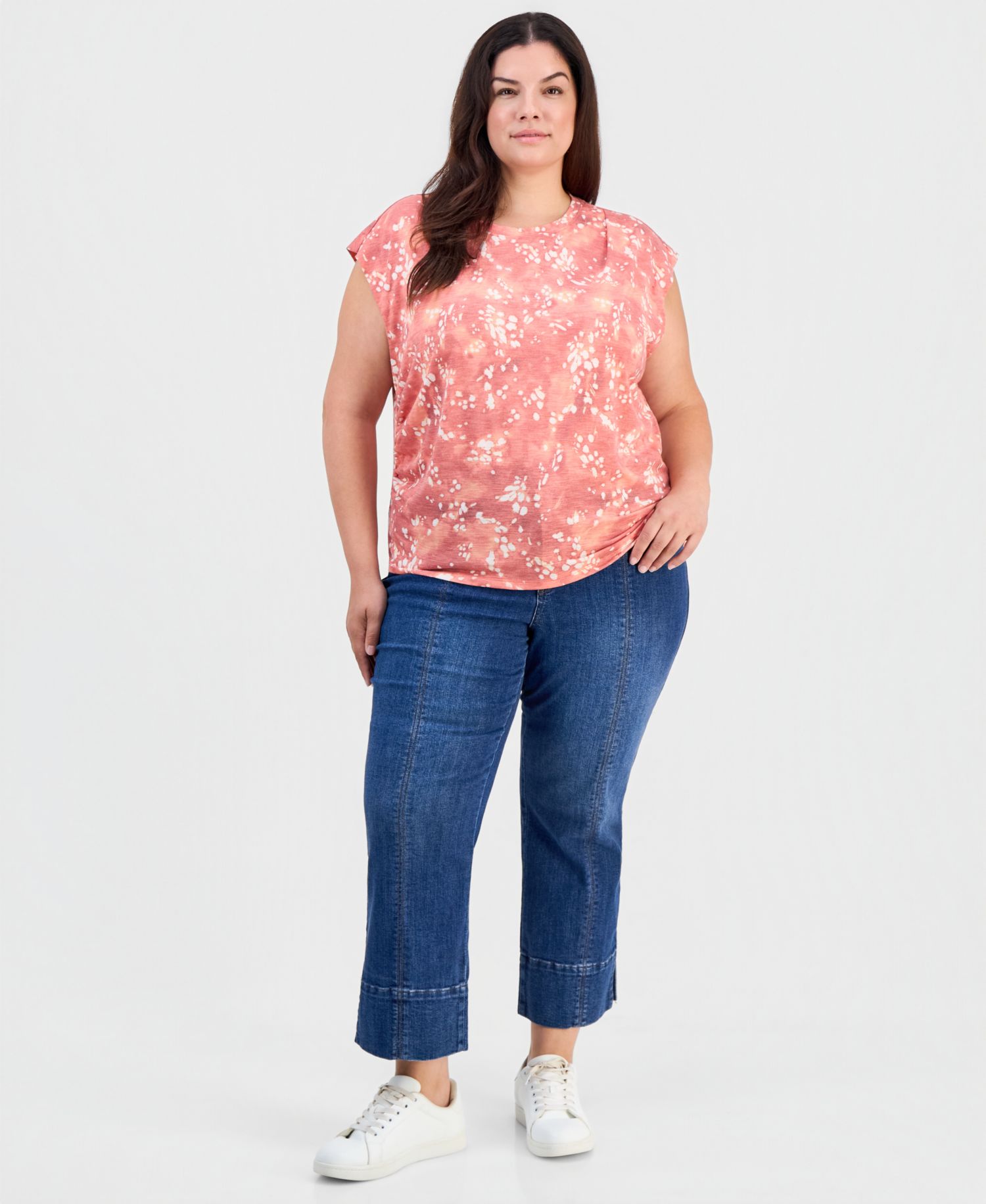 Plus Size Extended-Shoulder Printed Ruched T-Shirt