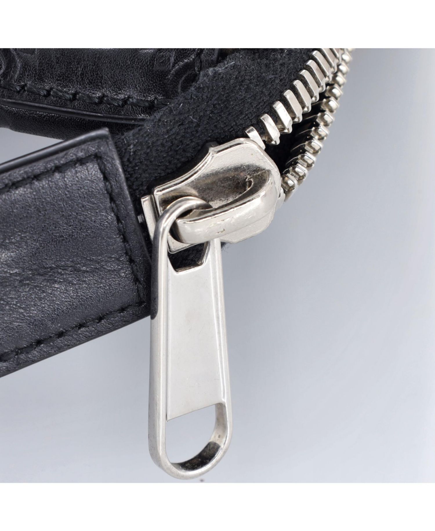 Signature Soft Wristlet Guccissima Leather