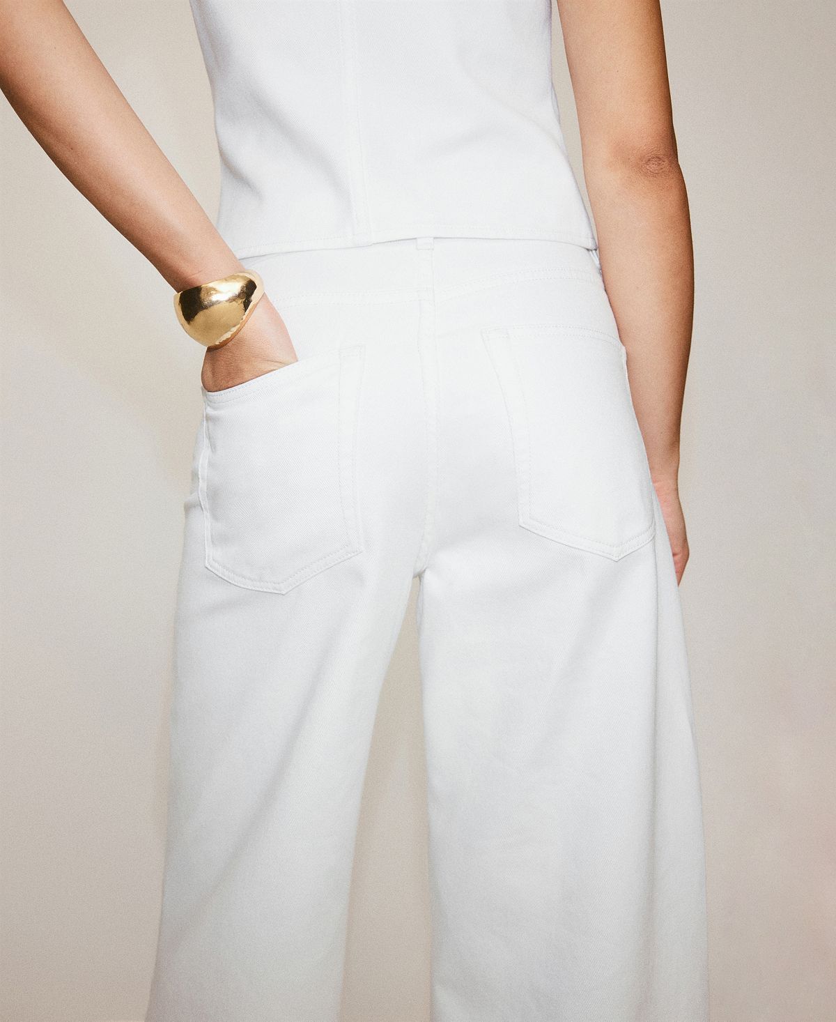 Mango Women's Balloon Crop Jeans view 3 — MAYCSS fashion products