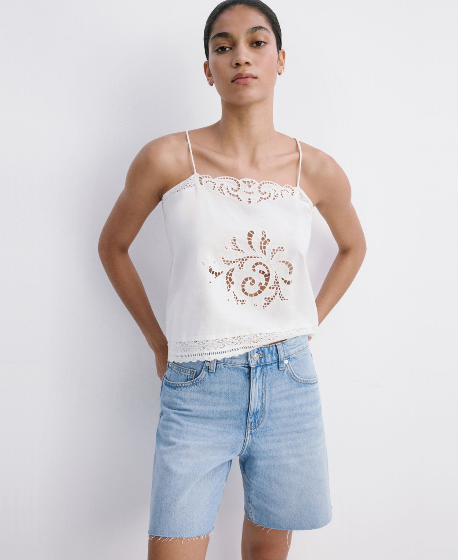 Women's Straight Low-Rise Denim Bermuda Shorts