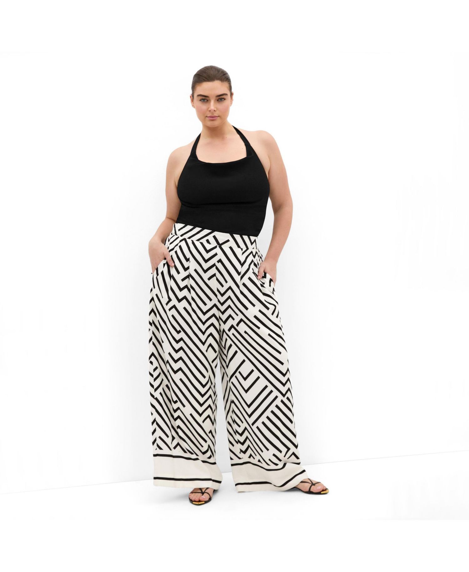 Women's Plus Size Linear Border Print Wide Leg Pant