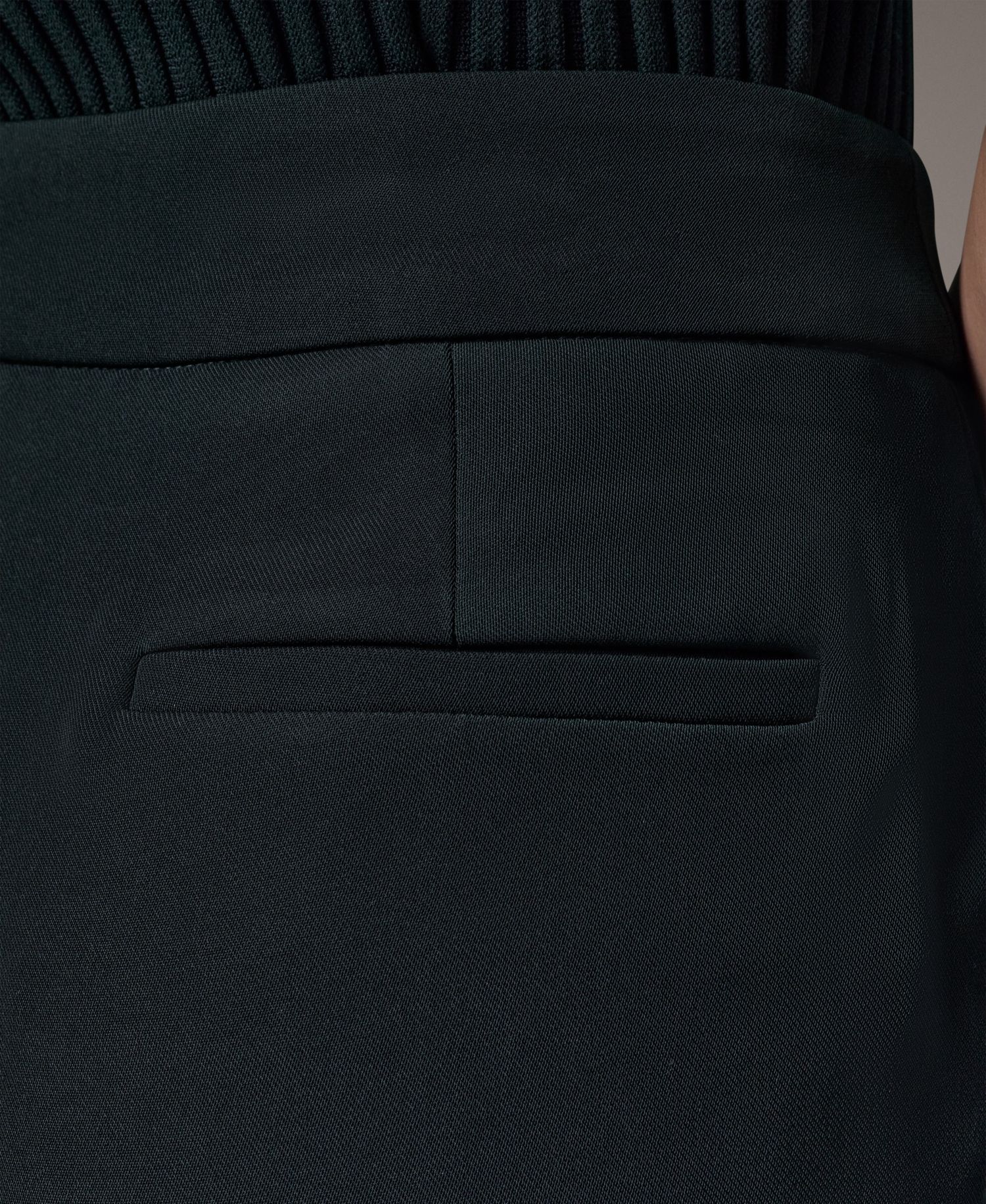 Petite Mid-Rise Wide-Leg Pants