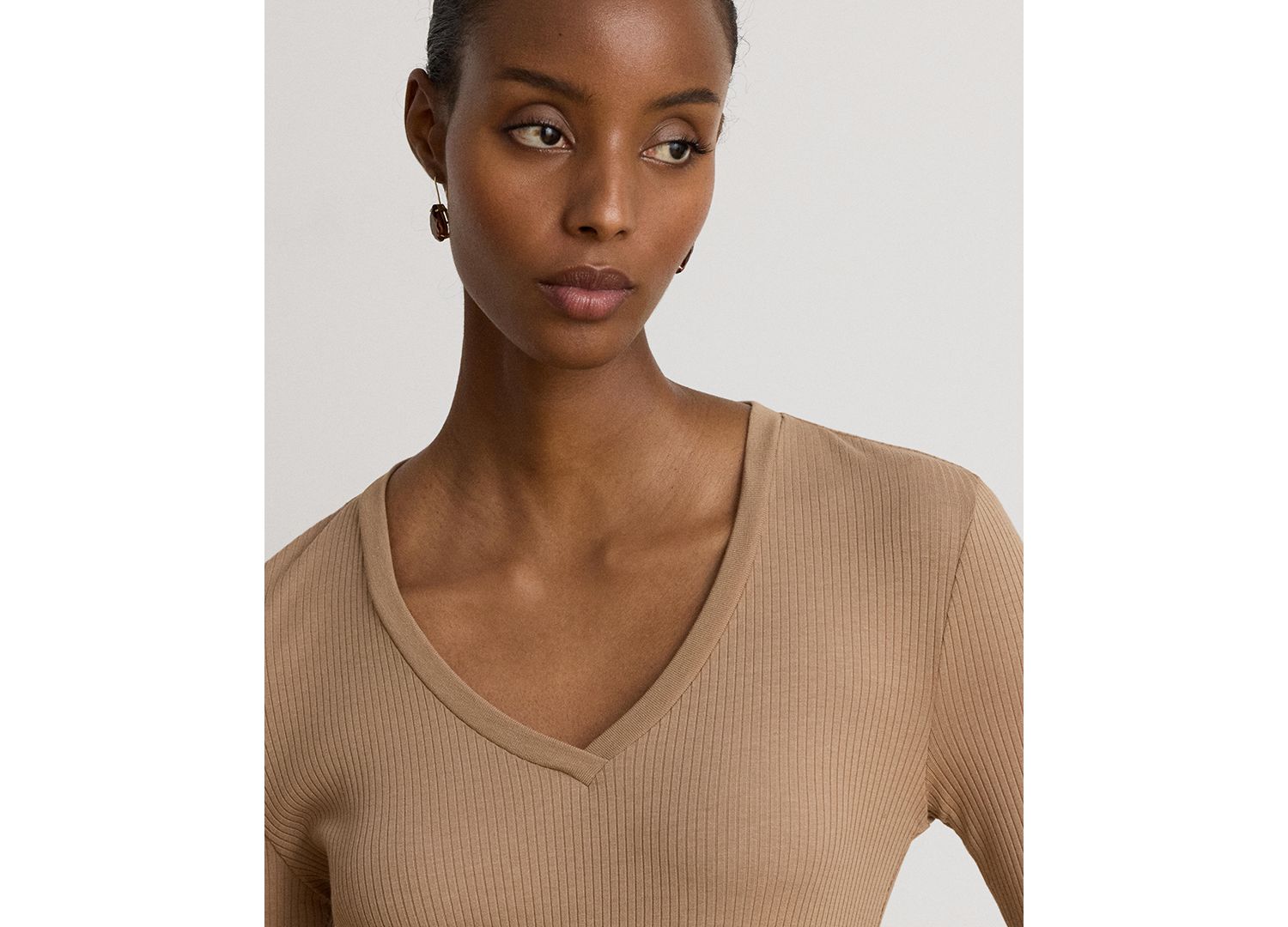 Women's Rib-Knit Long-Sleeve V-Neck Top