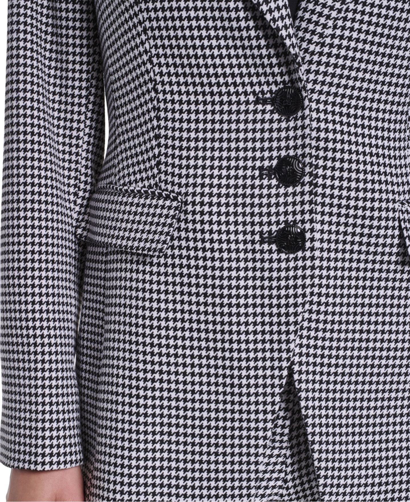 Женский пиджак KARL LAGERFELD PARIS Three-Button Blazer, цвет: Чёрный / Мягкий белый — фото 4