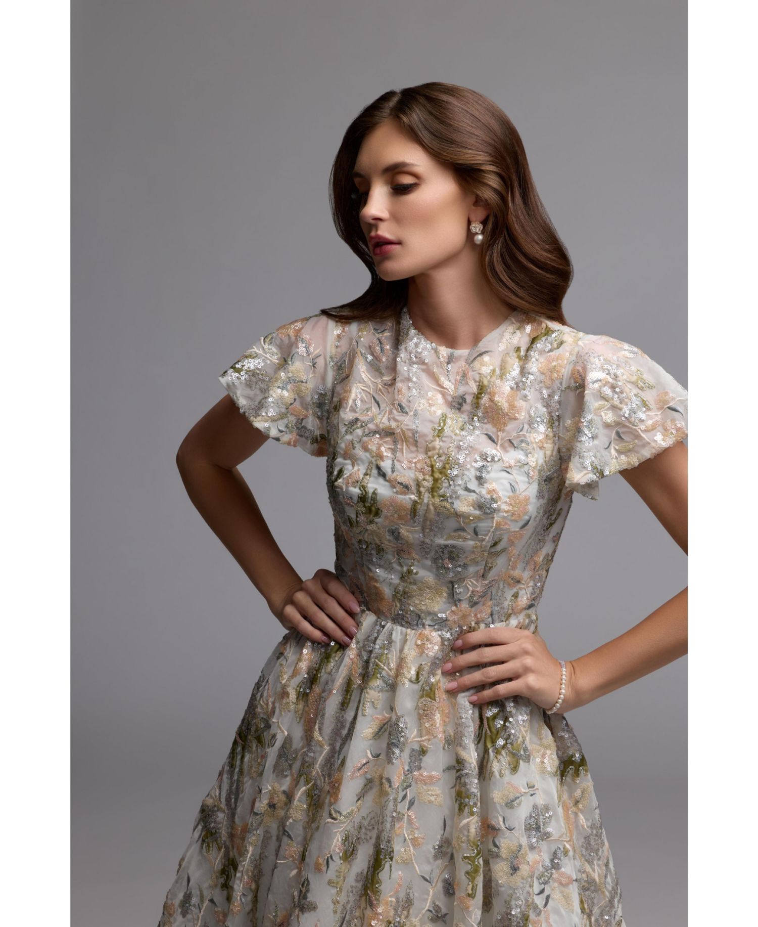 Women's Multicolor Flutter Sleeve Sequin A-Line Midi Dress