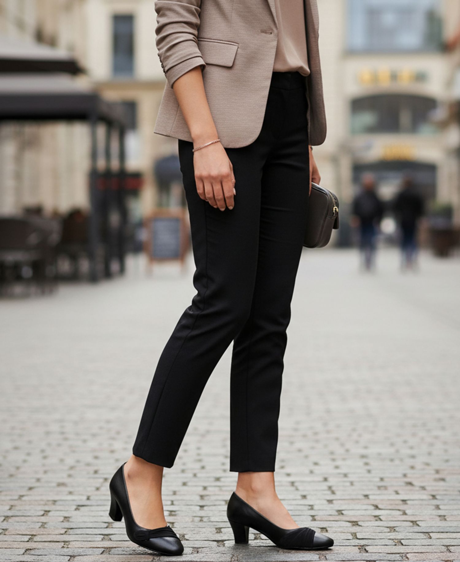 Women's Ginnifer Slip-On Pumps