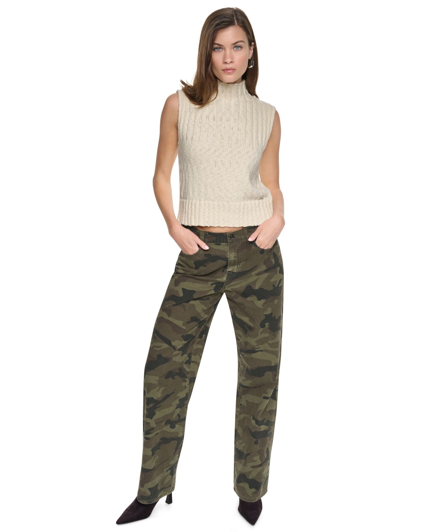 Women's Camo Mid-Rise Relaxed Straight Jeans