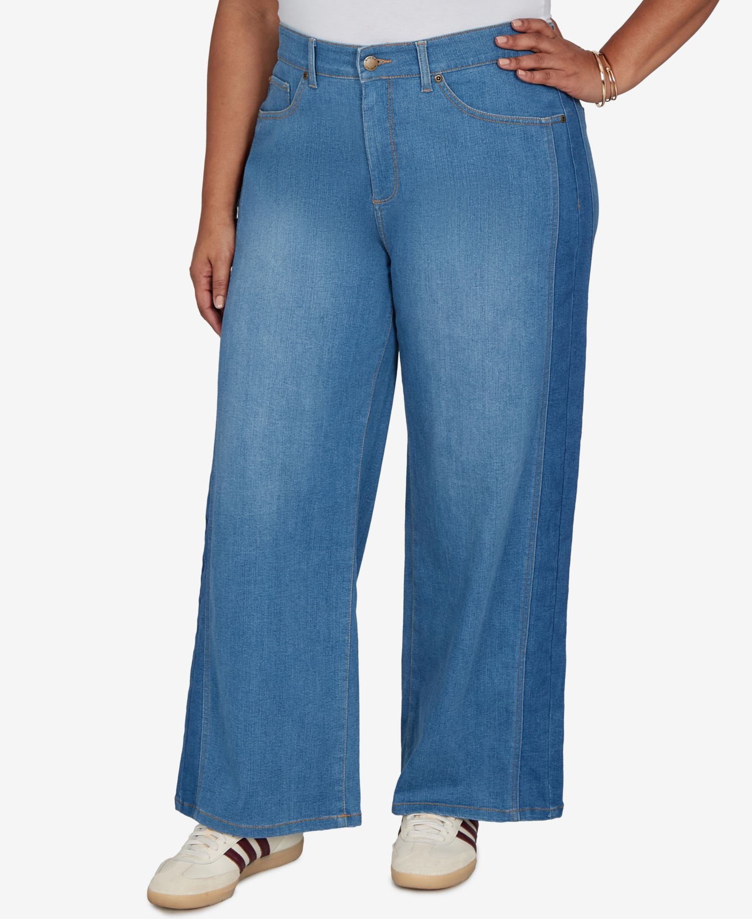 Plus Size Two-Tone Wide-Leg Denim Jeans