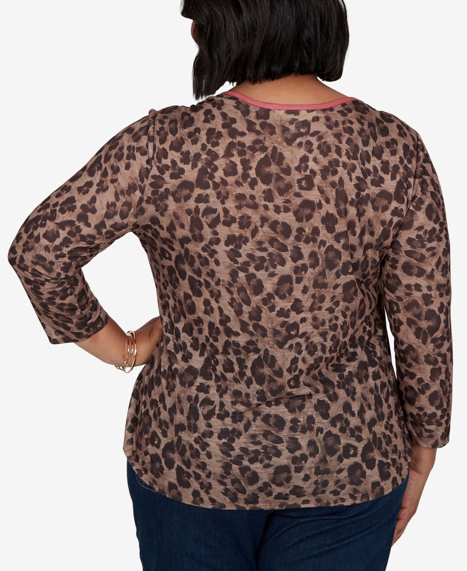 Plus Size Cheetah Print Knit Top