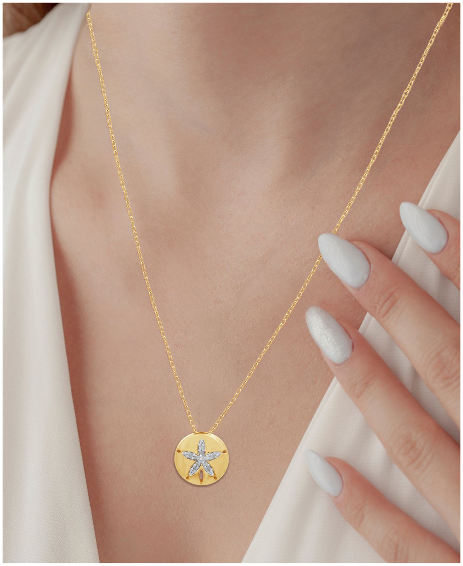 Diamond Sand Dollar 18" Pendant Necklace (1/10 ct. t.w.) in 14k Gold-Plated Sterling Silver