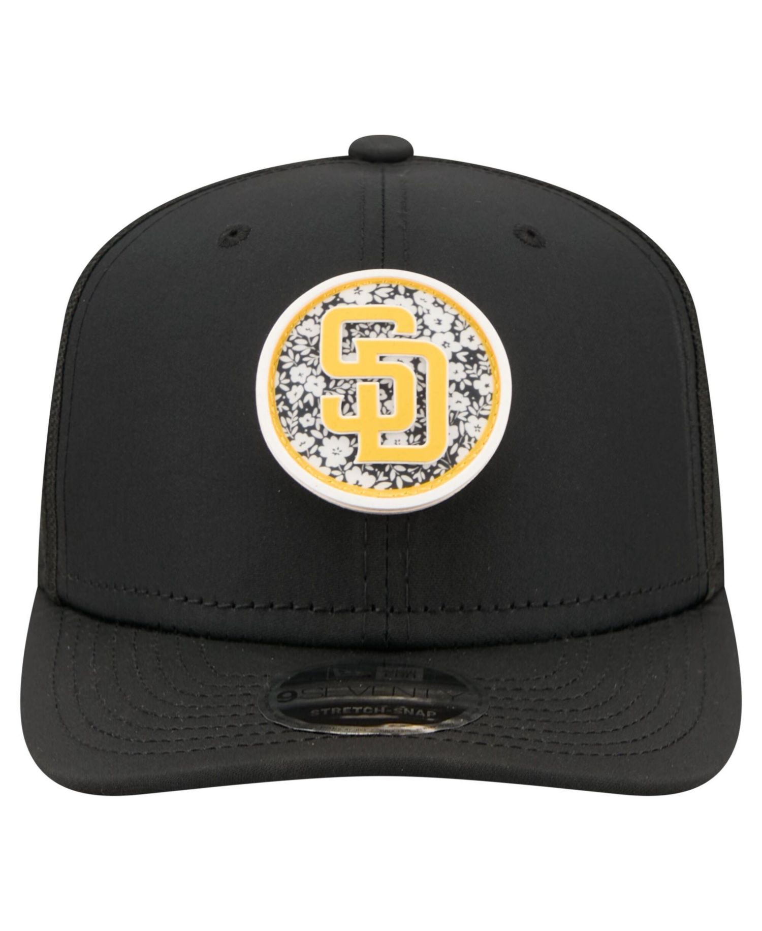 Men's Black San Diego Padres Floral Patch 9SEVENTY Adjustable Hat