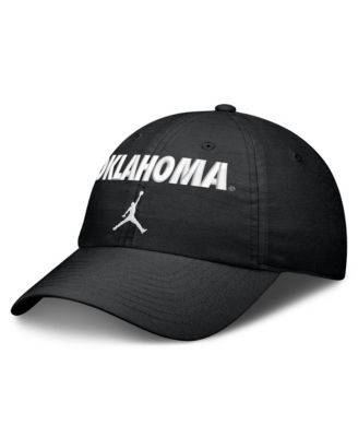 Men's and Women's Black Oklahoma Sooners 2026 On-Field Gameday Club Adjustable Hat
