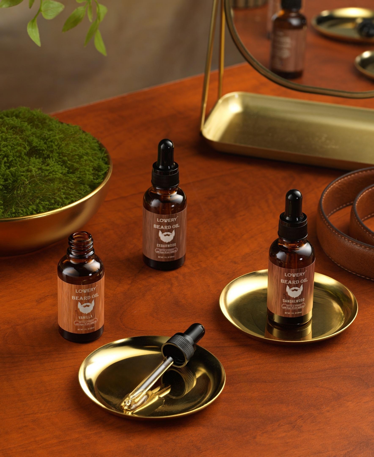 Lovery Nourishing and Moisturizing Beard Oil in Vanilla, Cedarwood and Sandalwood Scent - 3pc Mens Care Gift Set