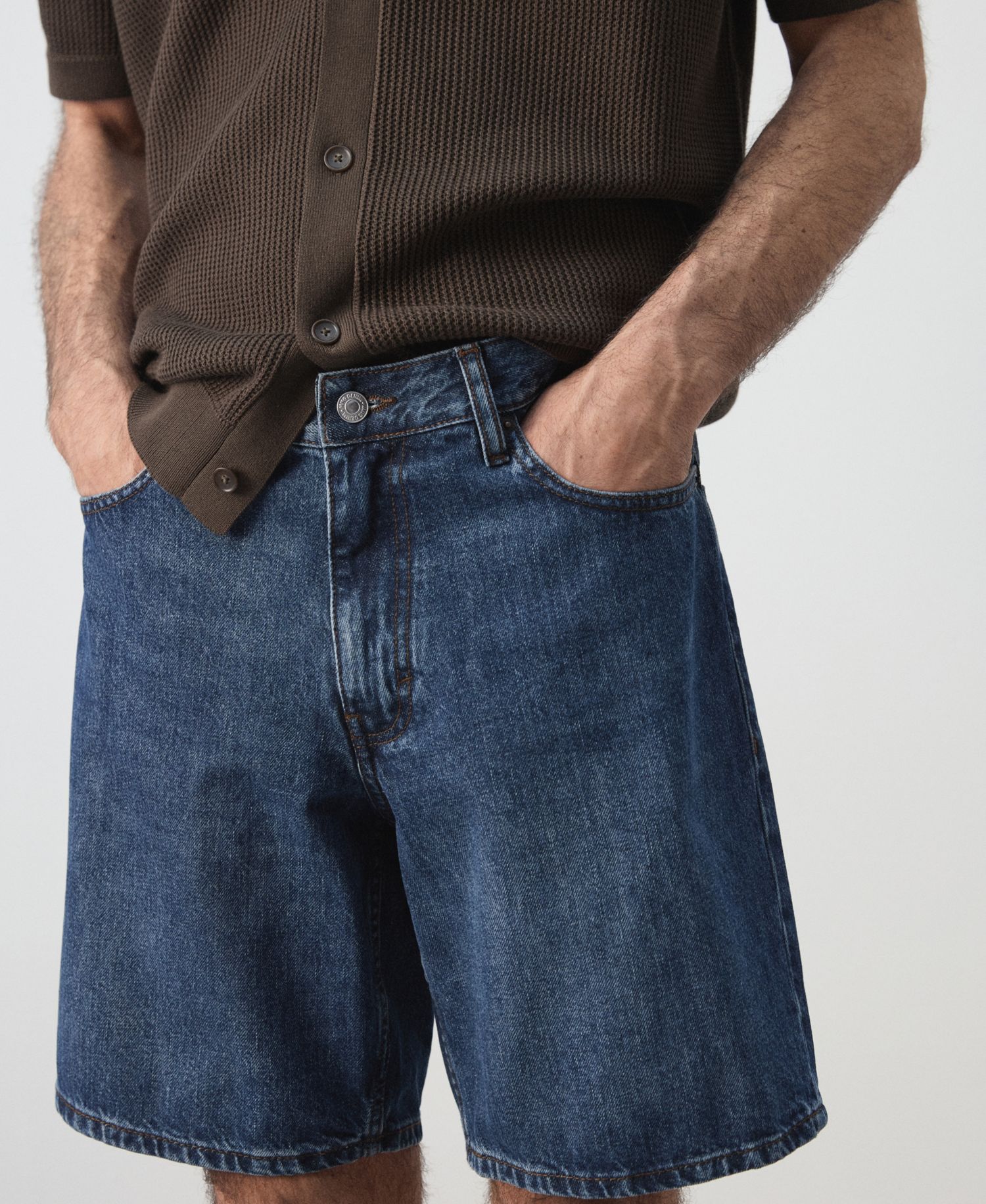 Men's Straight-Fit Denim 8.86" Bermuda Shorts