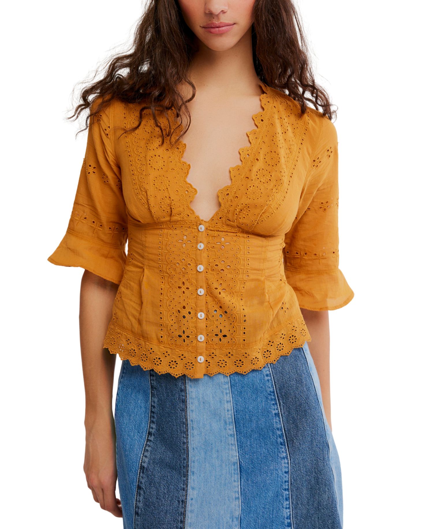 Women's Salone Eyelet V-Neck 3/4-Sleeve Top