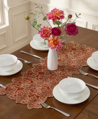 Lurex Leaves Velvet Centerpiece, 14" x 36"