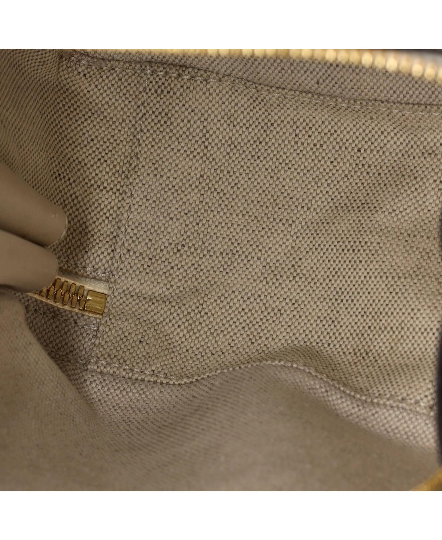 Blondie NM Top Handle Shoulder Bag Diagonal Quilted Leather