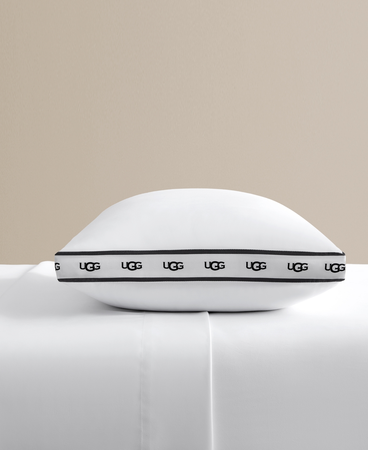 Ugg Devon Basic Pillow