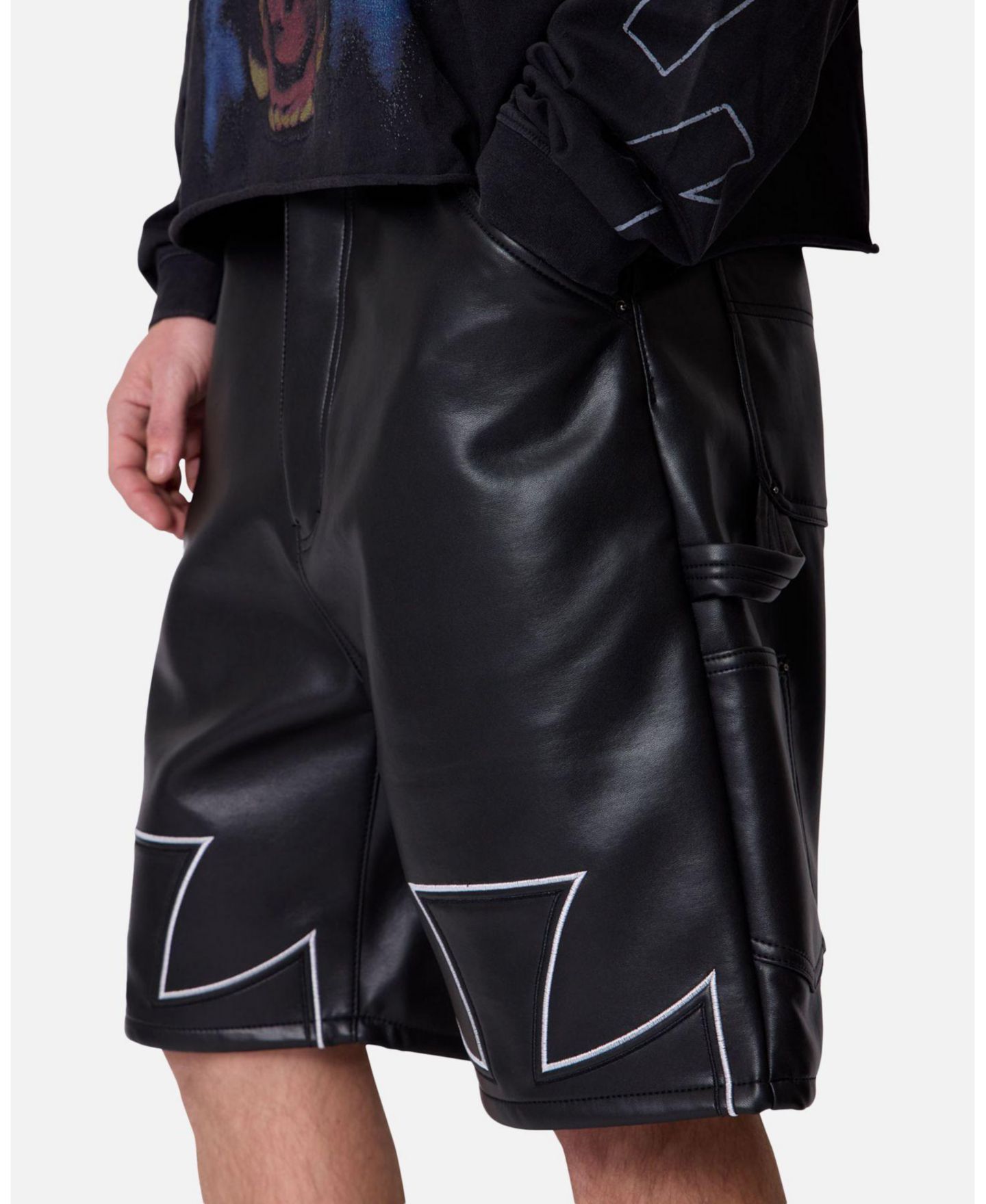 Мужские шорты mnml Ultra Baggy Iron Cross Leather — фото 7