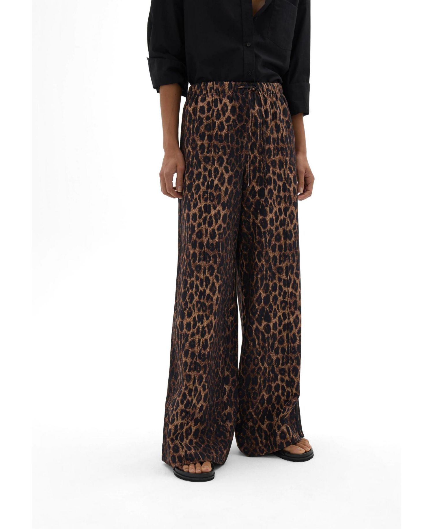 Women's Petunia Linen Blend Leopard Trouser