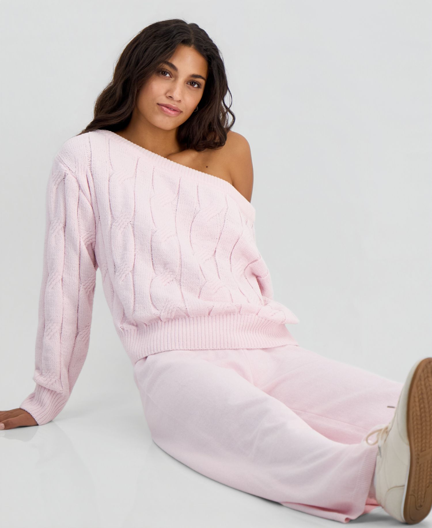Juniors' Cable-Knit Off-the-Shoulder Slouchy Sweater