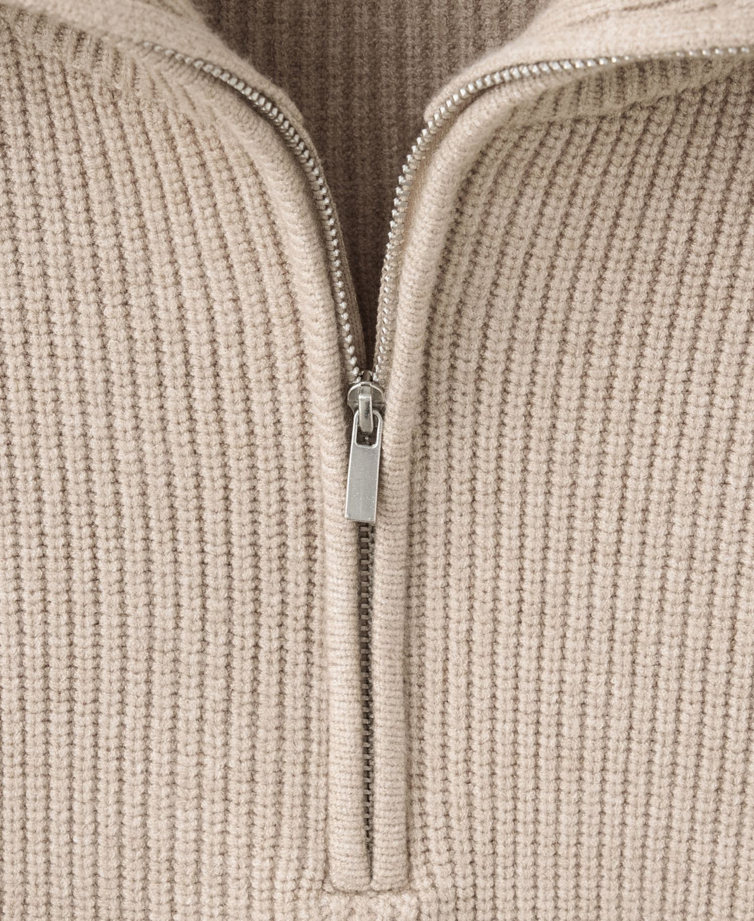 Women's Contrasting Zipper Collar Ribbed-Knit Sweater