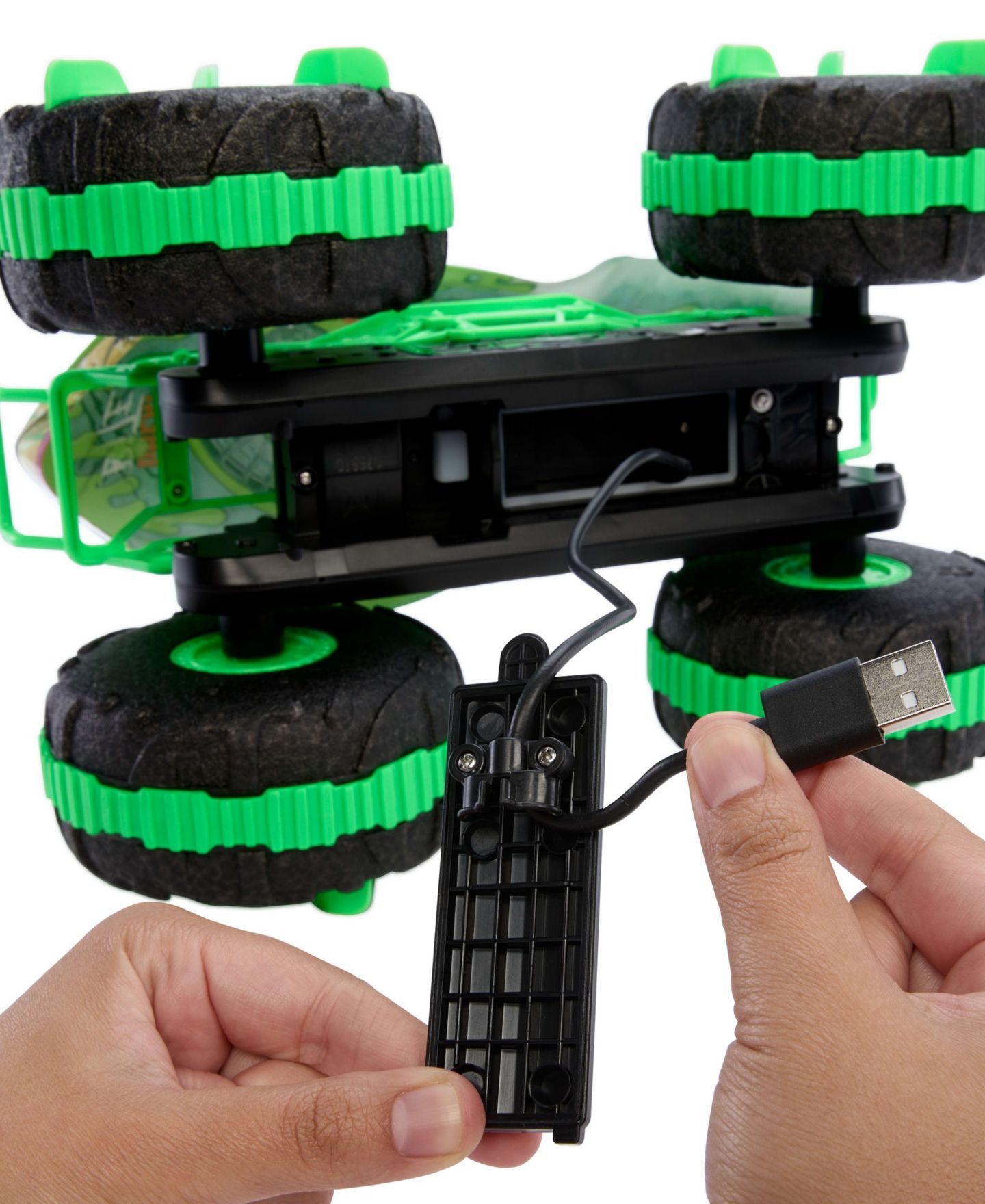 Детская игрушка Hot Wheels 1:15 Scale Monster Trucks Great Bite All-Terrain Amphibious Remote Control Car — фото 5