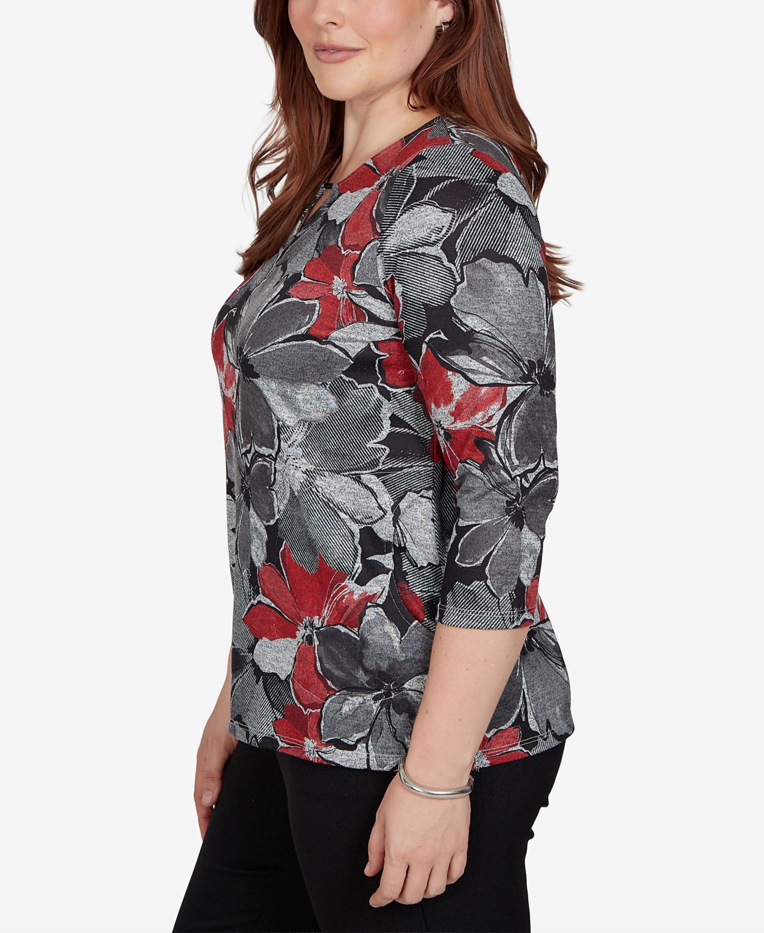 Petite Textured Floral 3/4 Sleeve T-Shirt