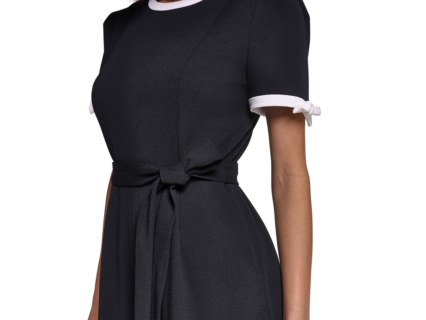 Женский комбинезон KARL LAGERFELD PARIS Scuba Crepe Jumpsuit Self Tie And Contrast Collar And Sleeve Trim, цвет: Чёрный / Мягкий белый — фото 4