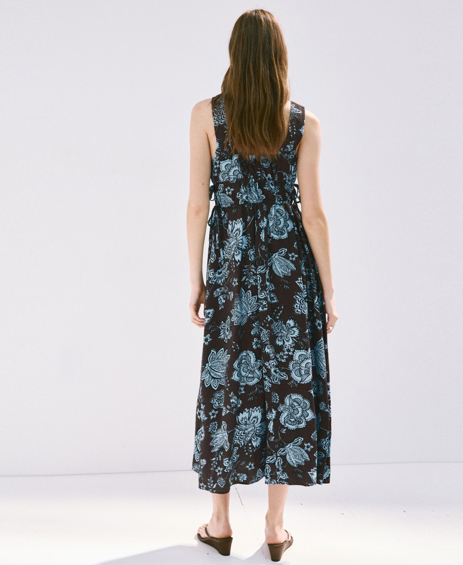 Women's Floral Midi V-Neck Dress