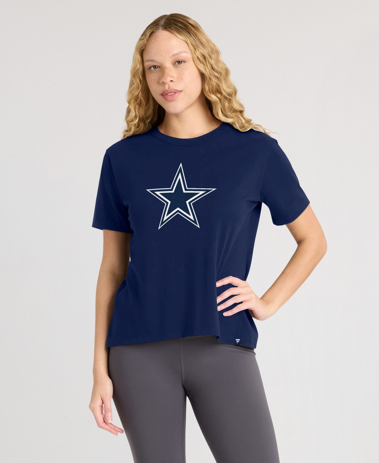 Женская футболка Fanatics Dallas Cowboys Essential Legacy Screen Print — фото 4