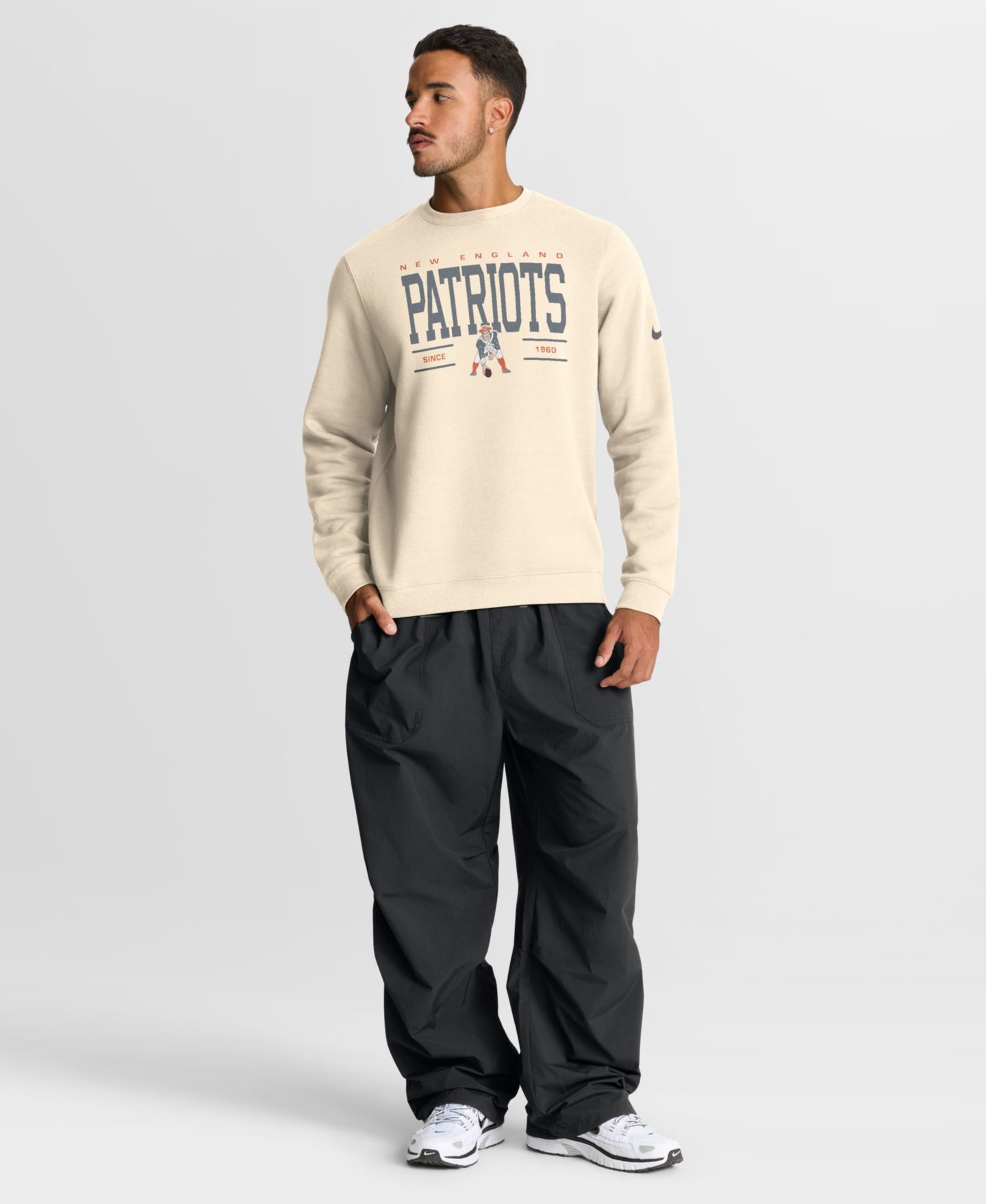 Мужской свитшот Nike Natural New England Patriots Always Reppin' Club — фото 5