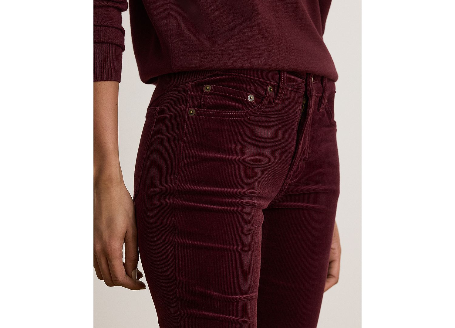 Women's Mid-Rise Slim-Straight Corduroy Pants