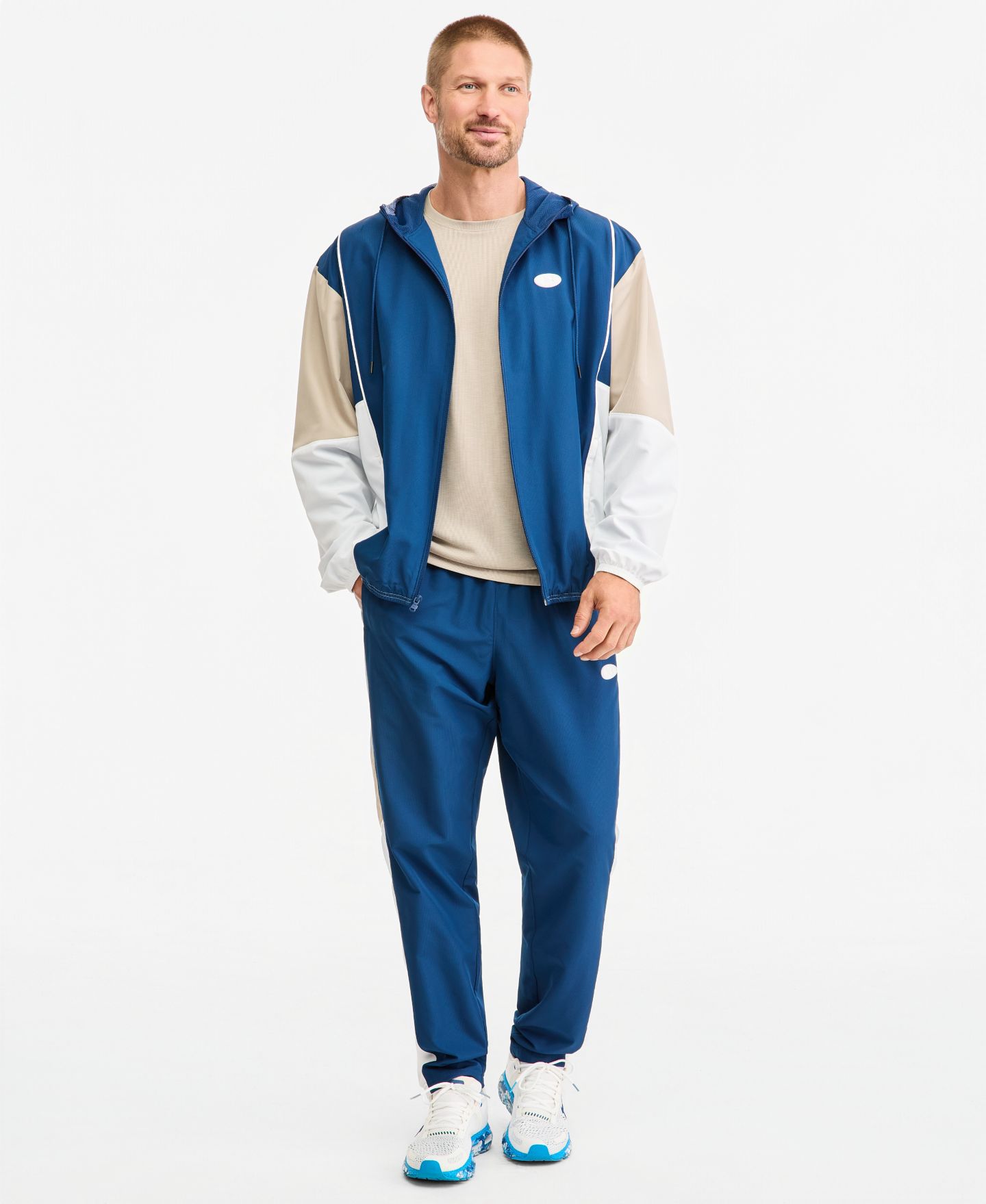 Мужская куртка Under Armour Rival Woven Regular-Fit, цвет: Тёмно-синий / Светло-бежевый — фото 3
