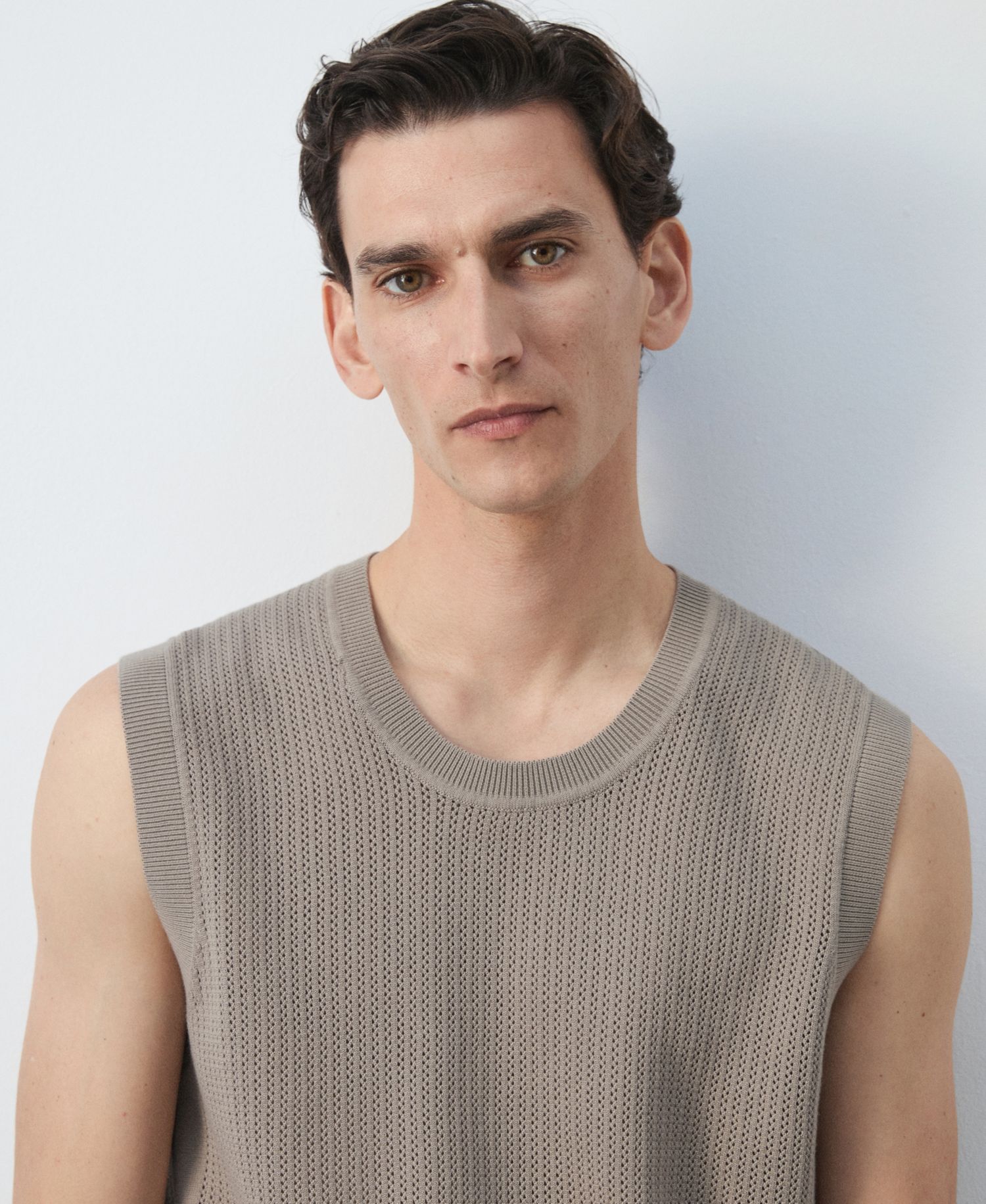 Men's Fine-Knit Vest