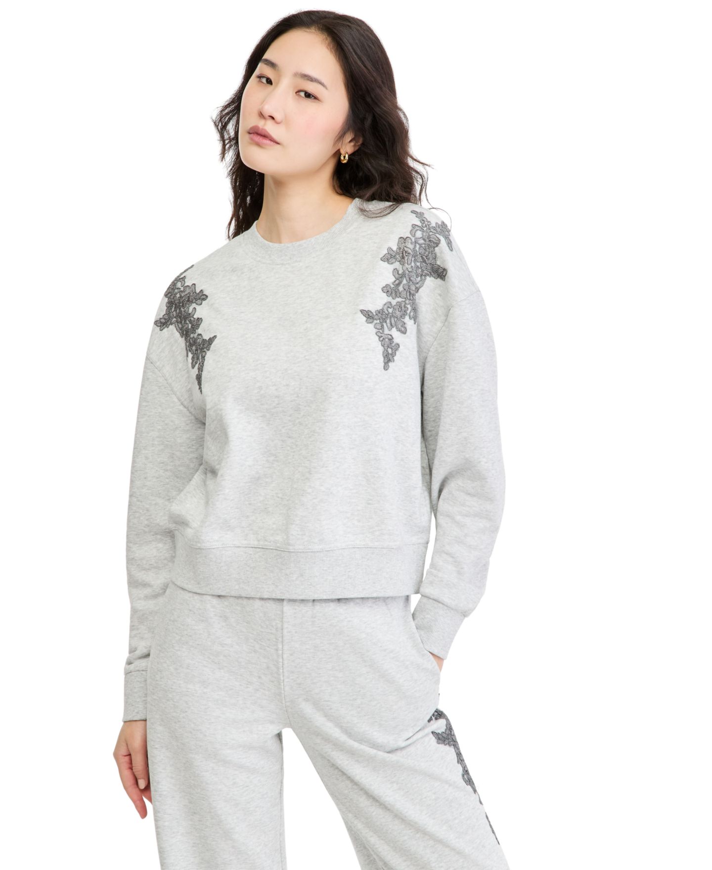 Женская толстовка And Now This Petite Embellished French Terry Crewneck, цвет: Светлый меланжевый серый — фото 1