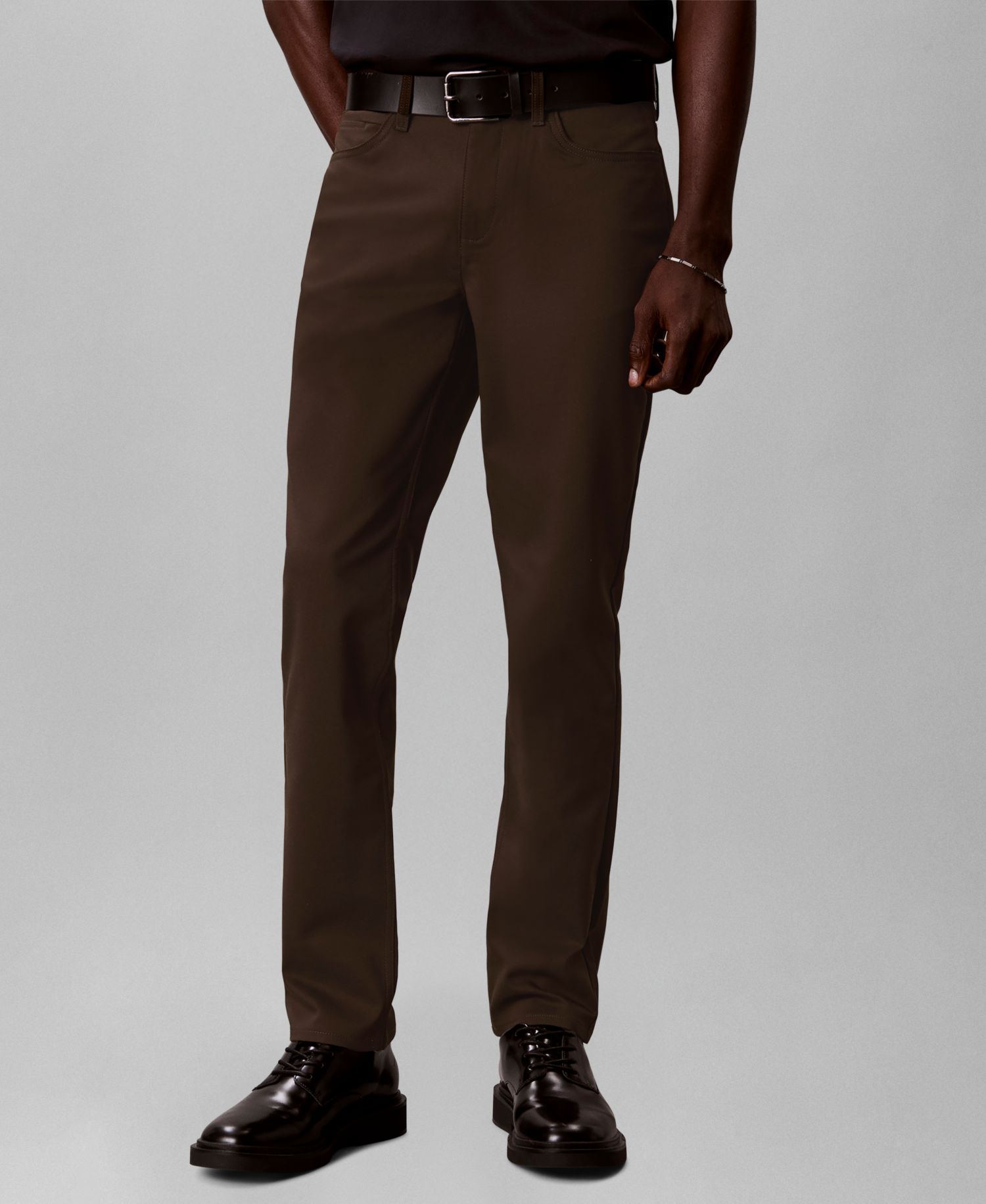 Men's Slim-Fit Performance Stretch Pants