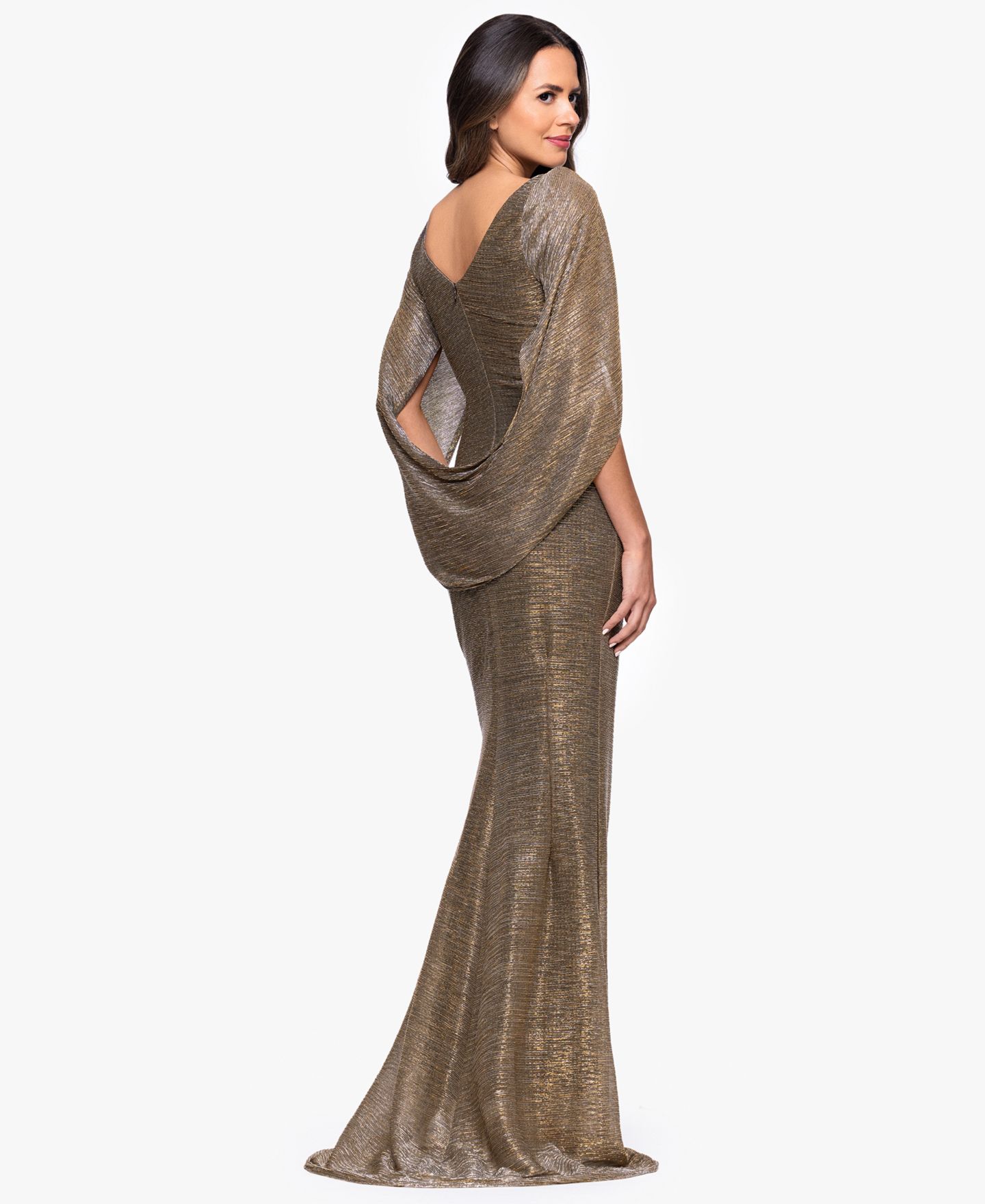 Женские платья Betsy & Adam Petite Mother of Bride Metallic-Crinkle Long-Sleeve Gown, цвет: Мокко золотой — фото 5