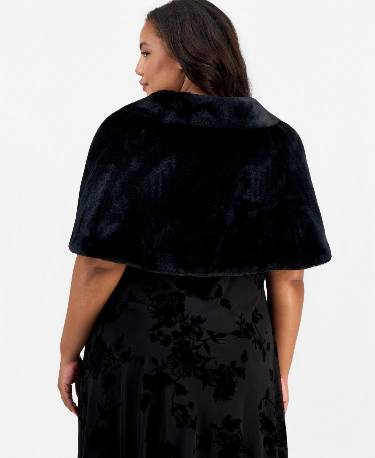Women's Plus Size Peter Pan Collar Polyester Faux Fur Cropped Bolero