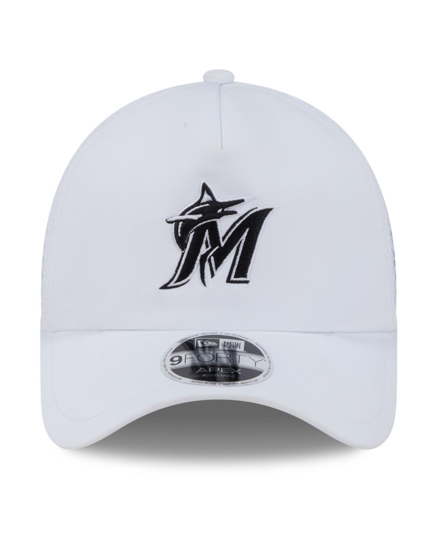 Мужская кепка New Era White Miami Marlins 2026 Batting Practice Apex 9FORTY Adjustable Trucker Hat — фото 2