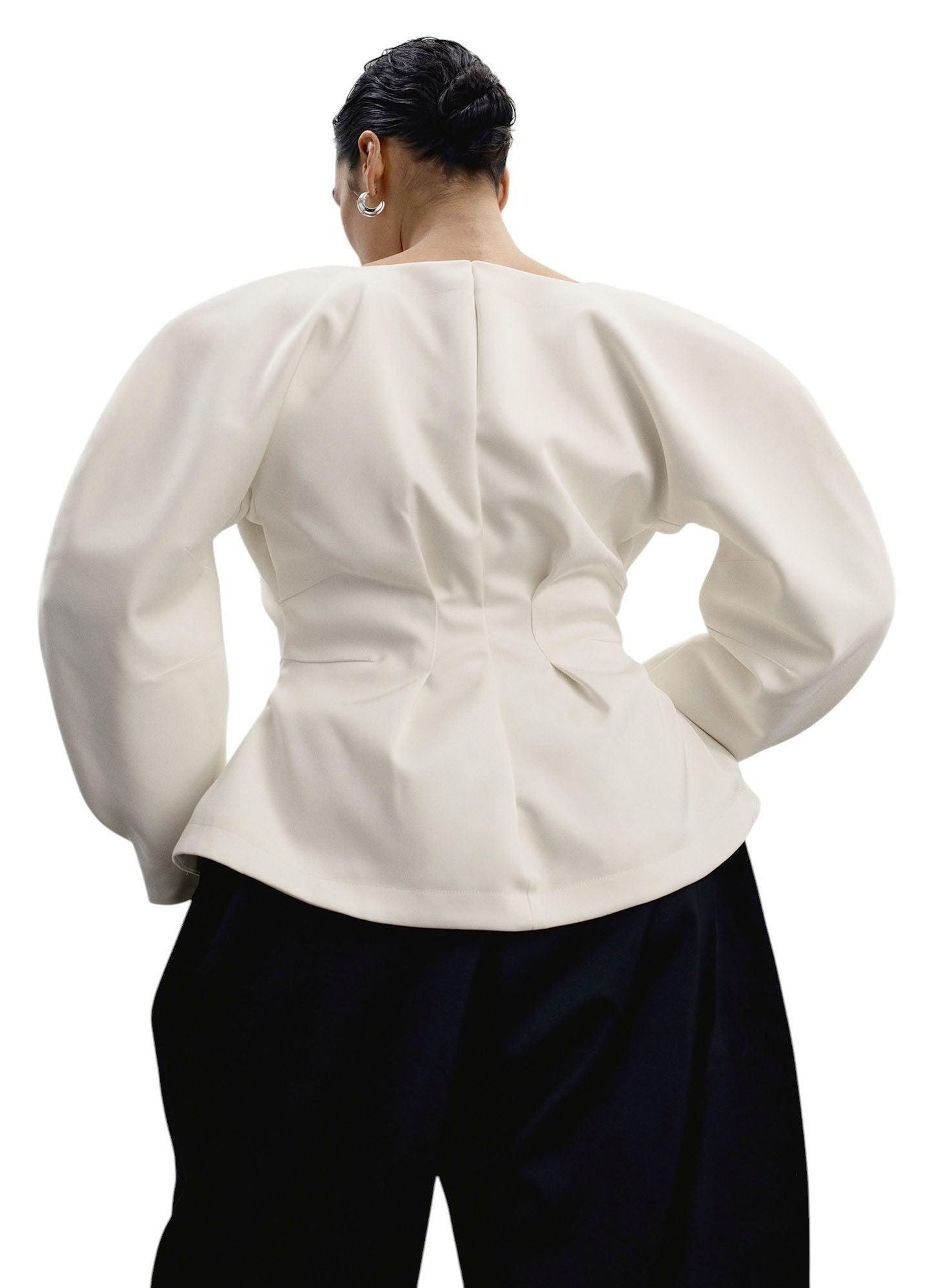 Женская куртка 11 Honoré Crescent Moon Puff-Sleeve V-Neck — фото 2