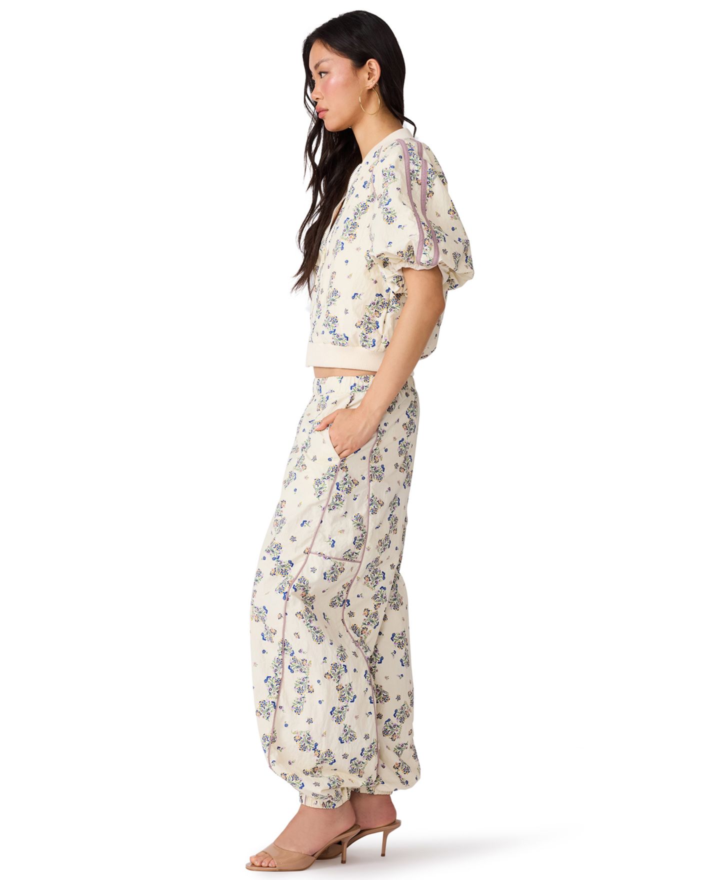 Женская куртка Steve Madden Lyonie Cropped Floral-Print Lightweight, цвет: Белый — фото 3