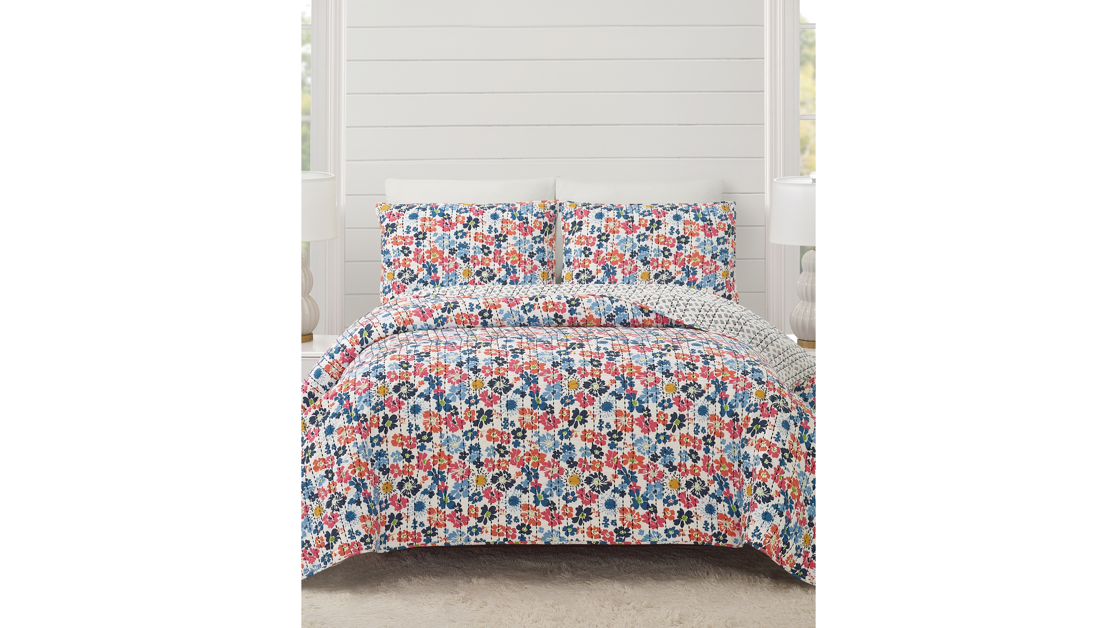 Modern Heirloom Blossom Reversible Cotton 3-Piece Quilt Set, King
