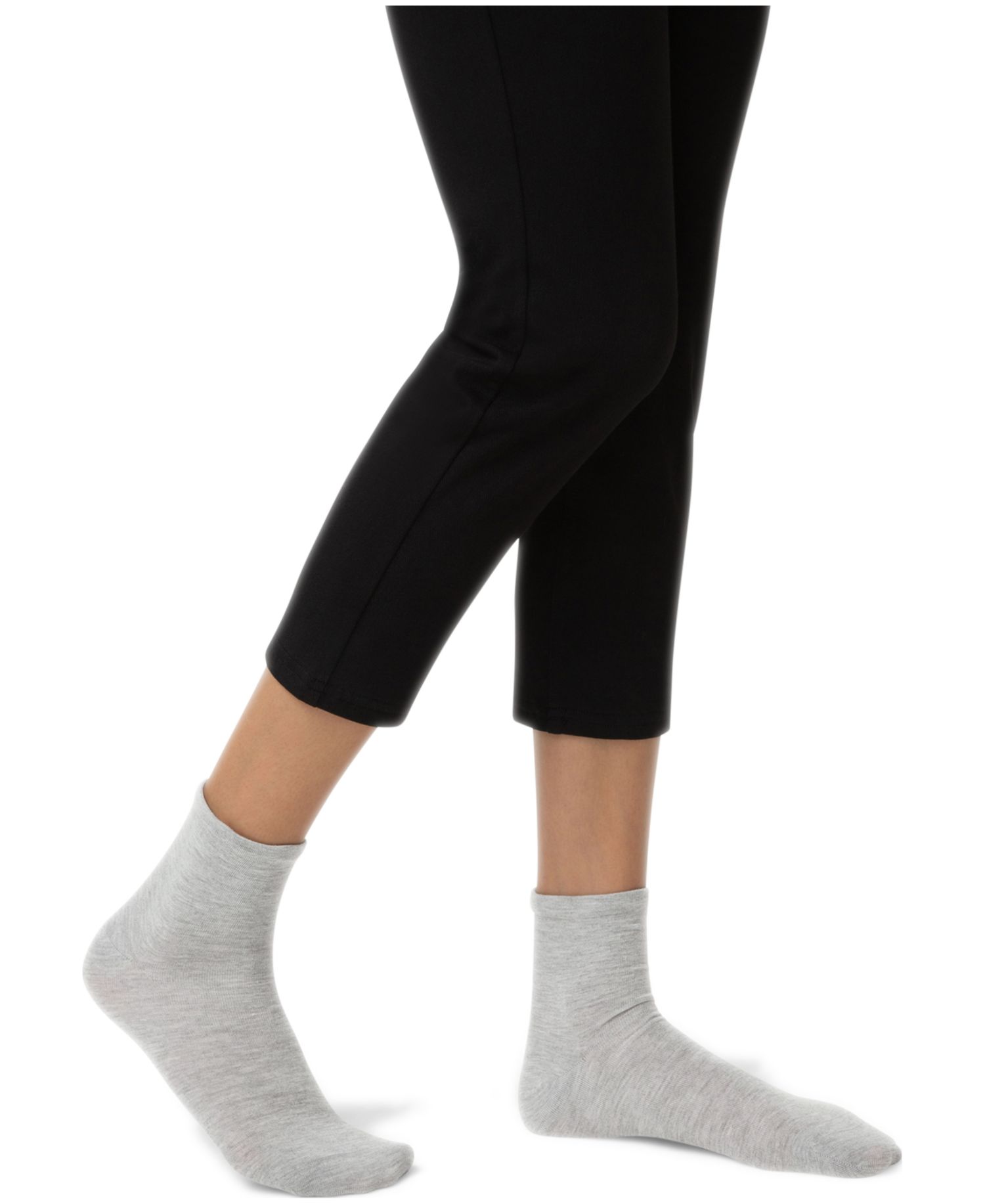 Women's 3-Pk. Sleek Socks U24591MP