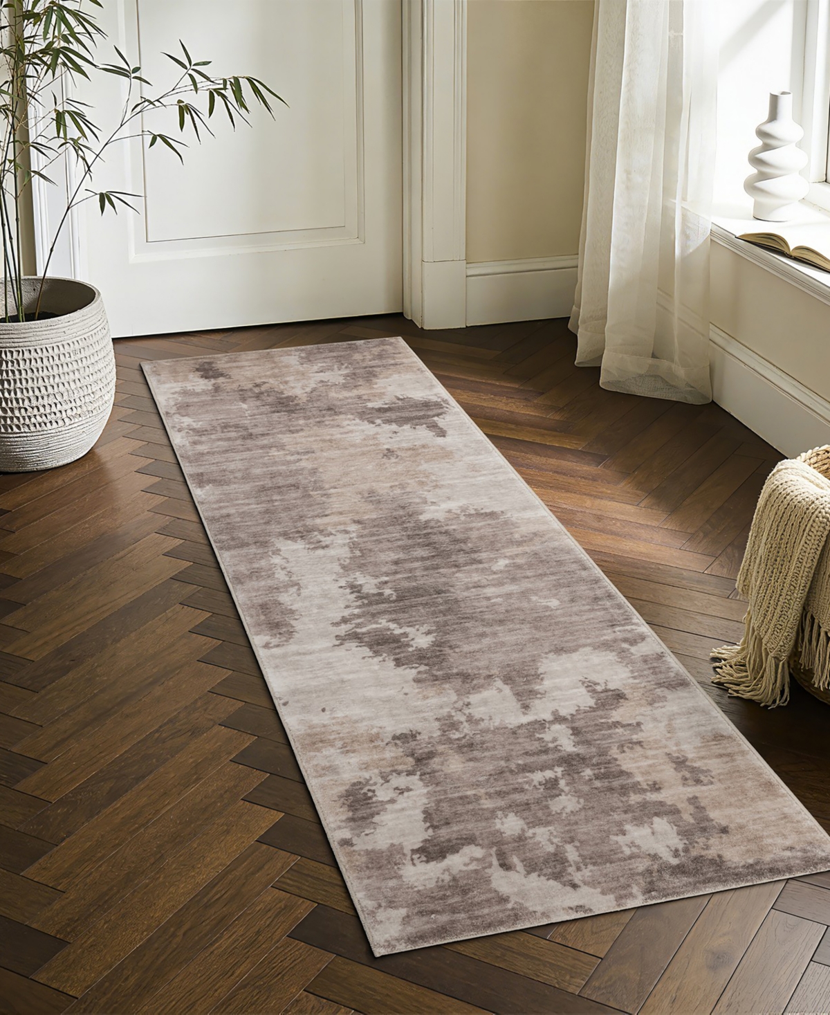 Mink Home Homewell Machine Washable MET8002 2'x6'11" Runner Area Rug