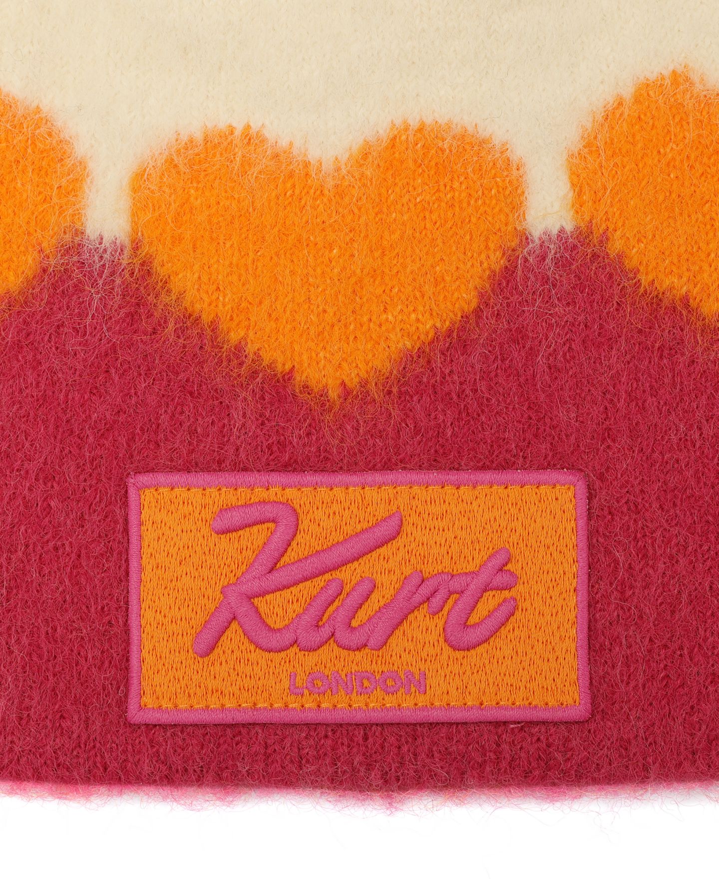Женская шапка Kurt Geiger London Heart Jacquard Knit Beanie Hat, цвет: Фуксия — фото 4