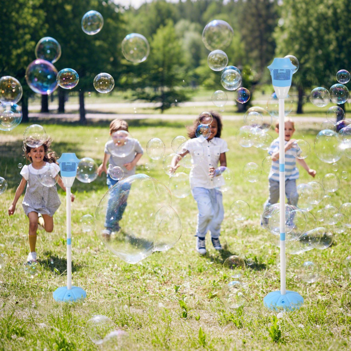 Детские игрушки ZENY 3-in-1 Rechargeable Standing Bubble Machine with Music and Lights, Adjustable Height, 2-Pack, Ages 3+, цвет: Синий — фото 2