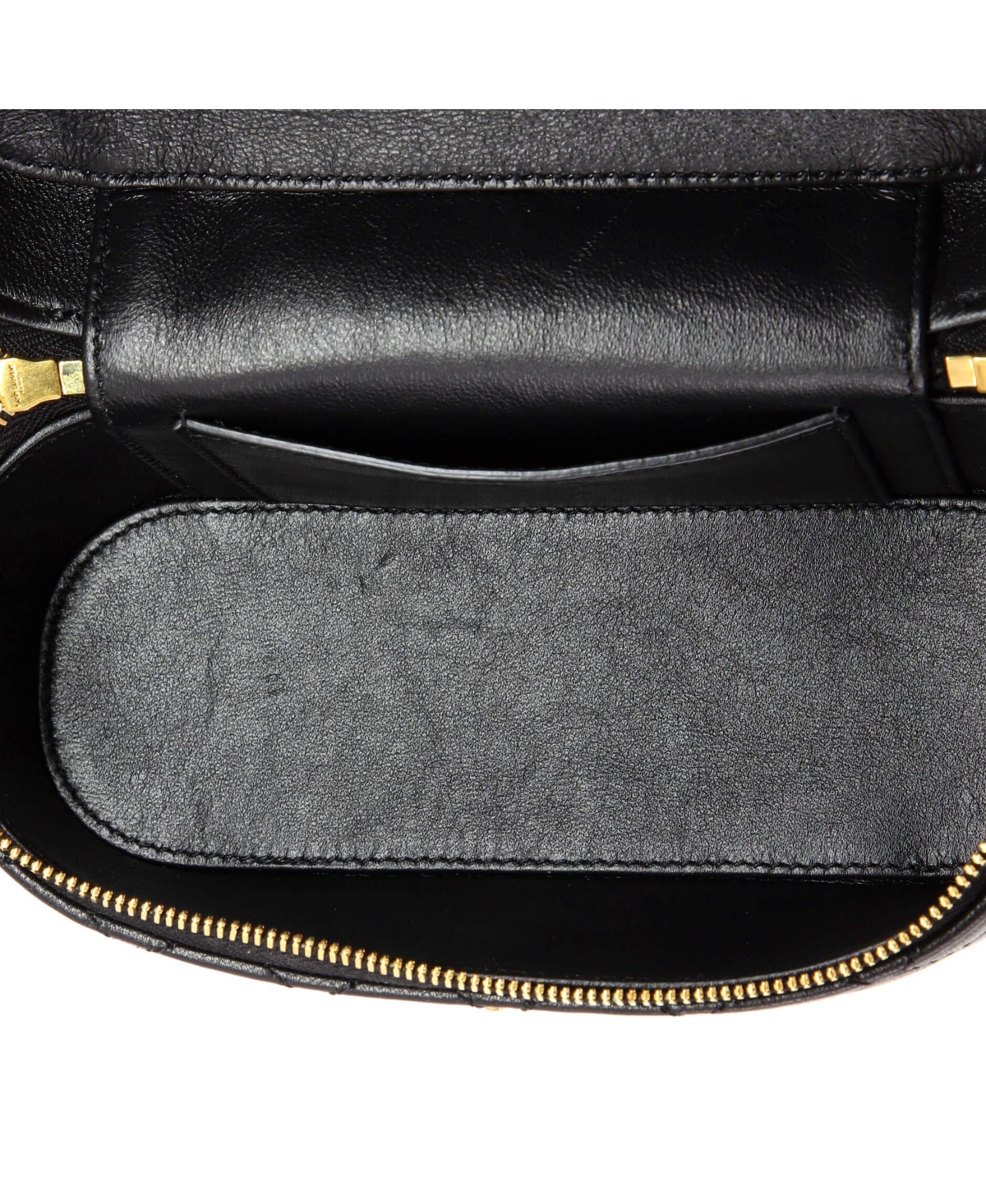 Pre-Owned Saint Laurent Mini Gaby Zip Around Vanity Bag Quilted Leather