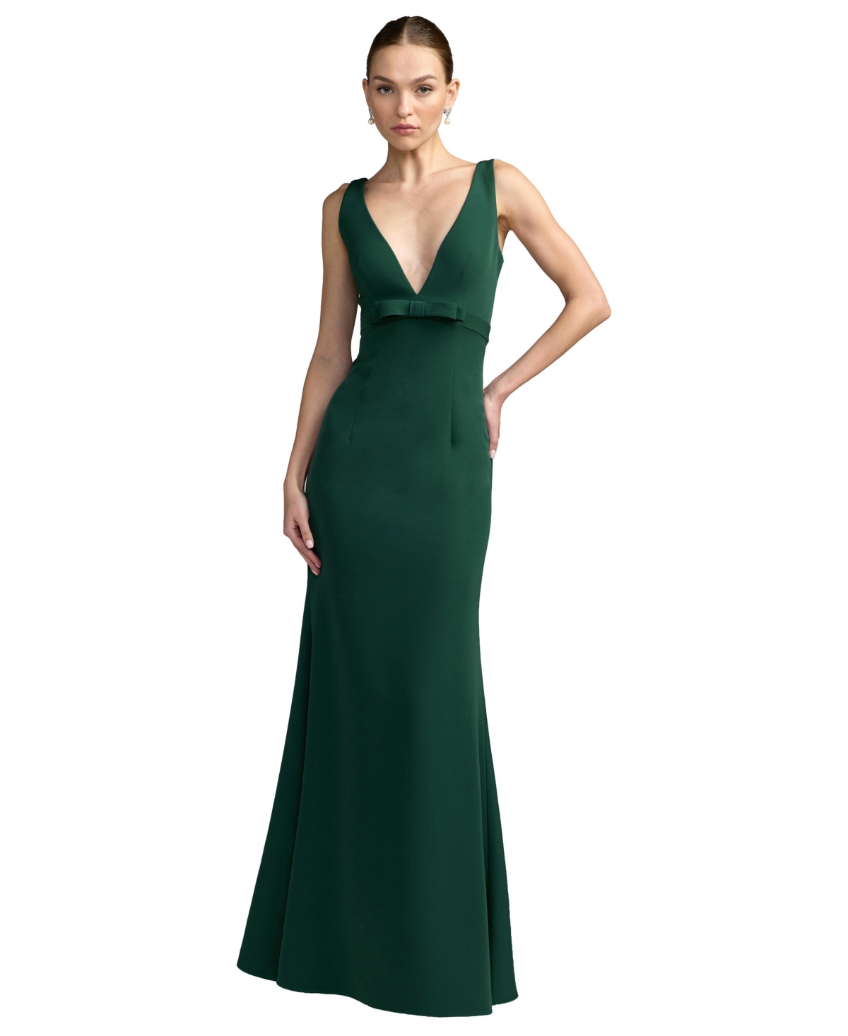 Mac Duggal Women's Crepe Sleeveless V Neck Sheath Gown With Bow - Emerald