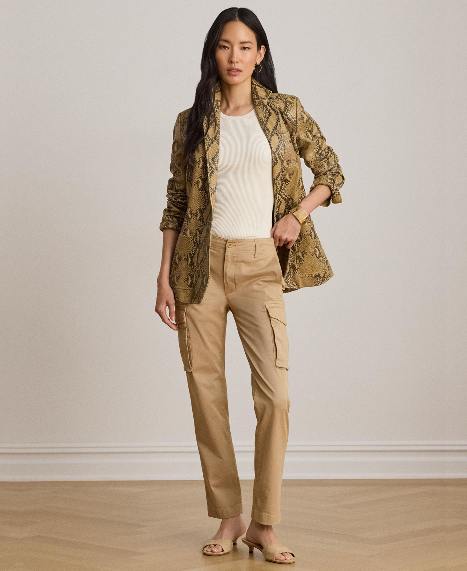 Women's Cargo Cropped Chino Pants